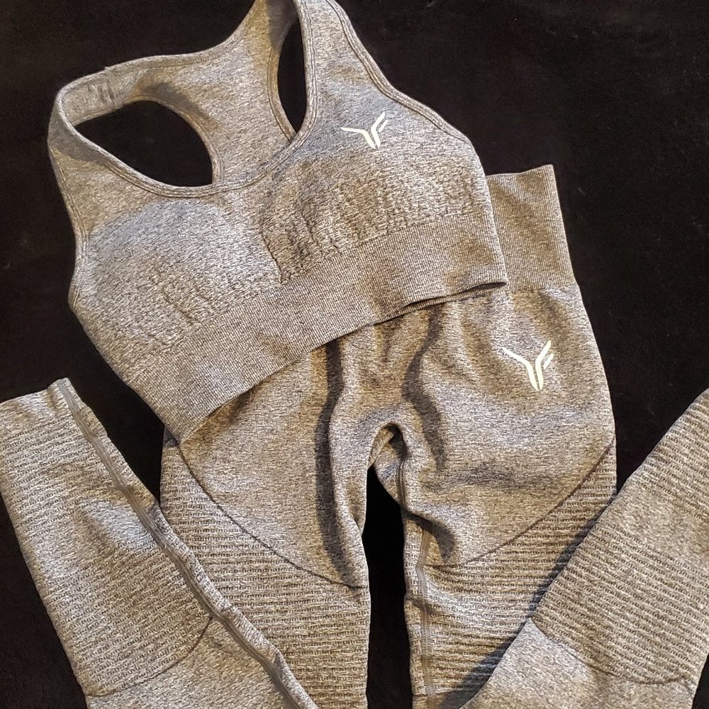 NWOT versa bra and legging set